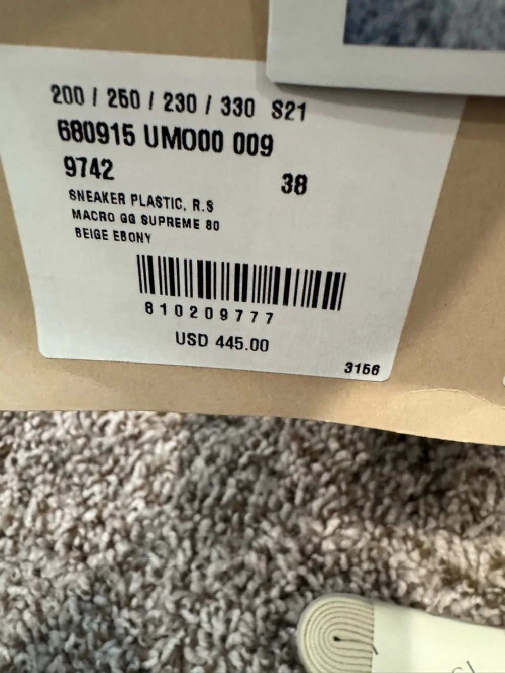 Gucci Beige GG Supreme Low-Top Sneakers with Cream Laces - Picture 5 of 5